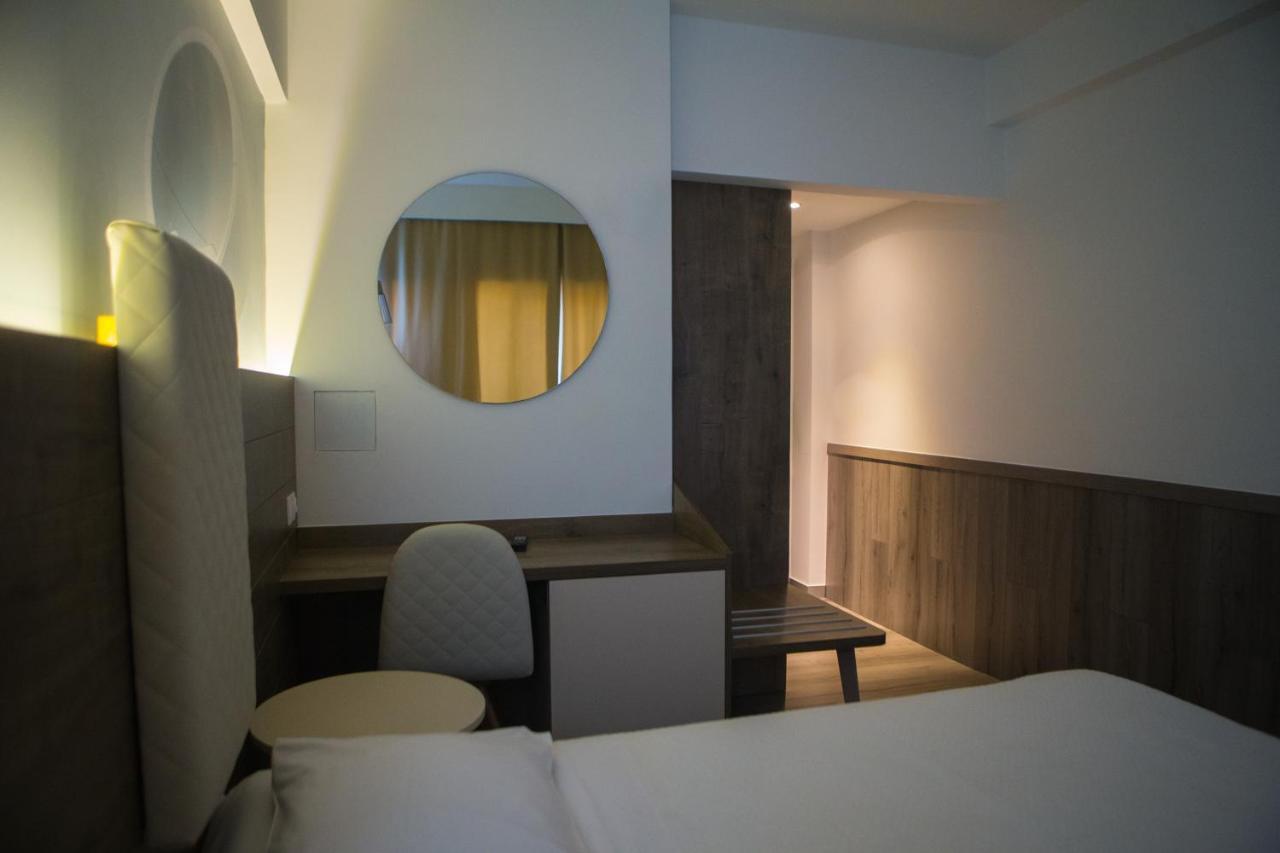 Metropolitan Hotel Солун Екстериор снимка